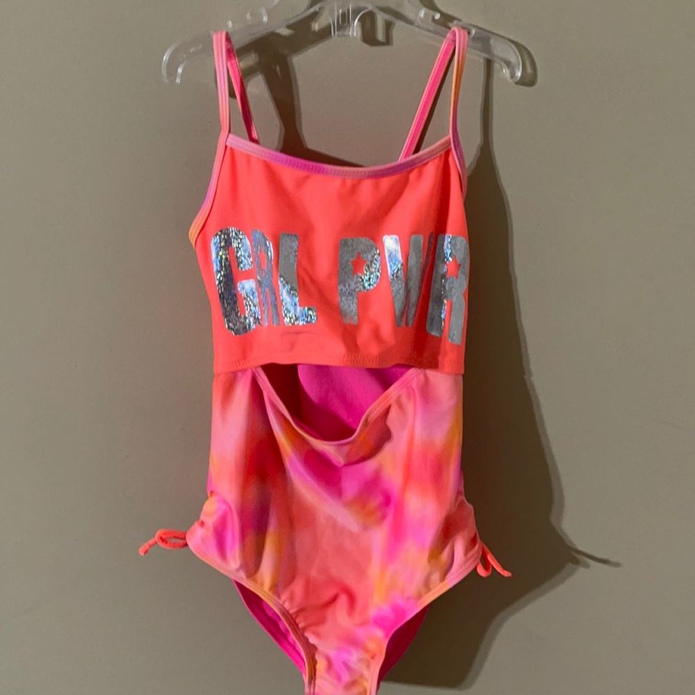 Girl’s SZ Large One-Piece swimsuit
